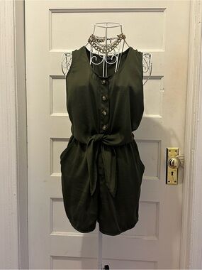 Express | Sleeveless Tie-Waist Romper in Olive Green | XS
